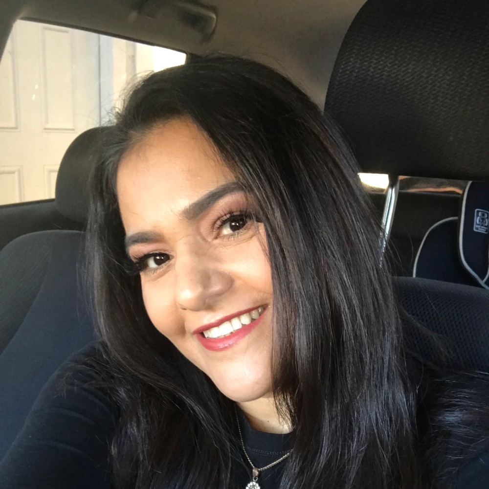 Meet your Posher, Maria